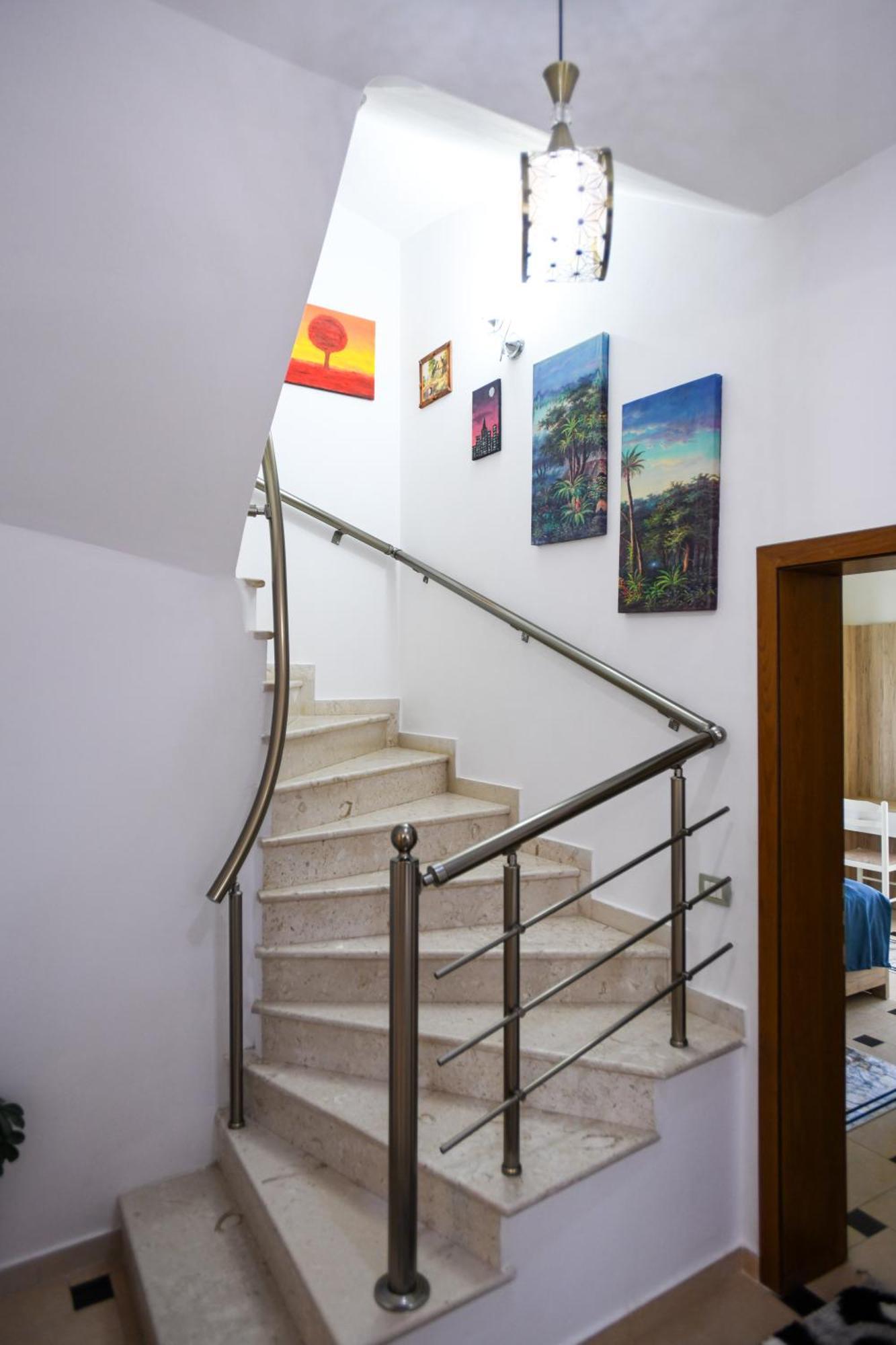 Villa Solitude เบราท ภายนอก รูปภาพ